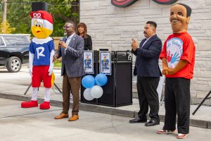 Roopster Roux - Lavaille- Mayor Johnson - Mr. Dad