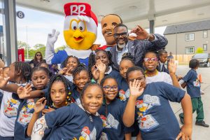 Roux -kids- Mayor - 2024-09-30-MPO-The-Roux-Ribbon-Cutting_VJ30959